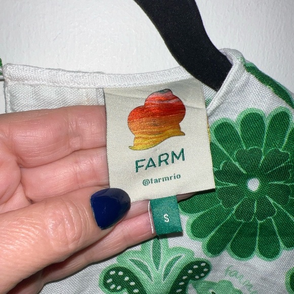 Farm Rio Festival 100% Linen Crop Top. Women’s Small. Green White Retail $175 - Picture 8 of 9